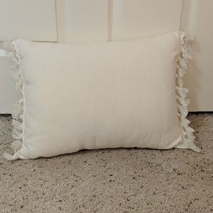 Cream decorative pilow